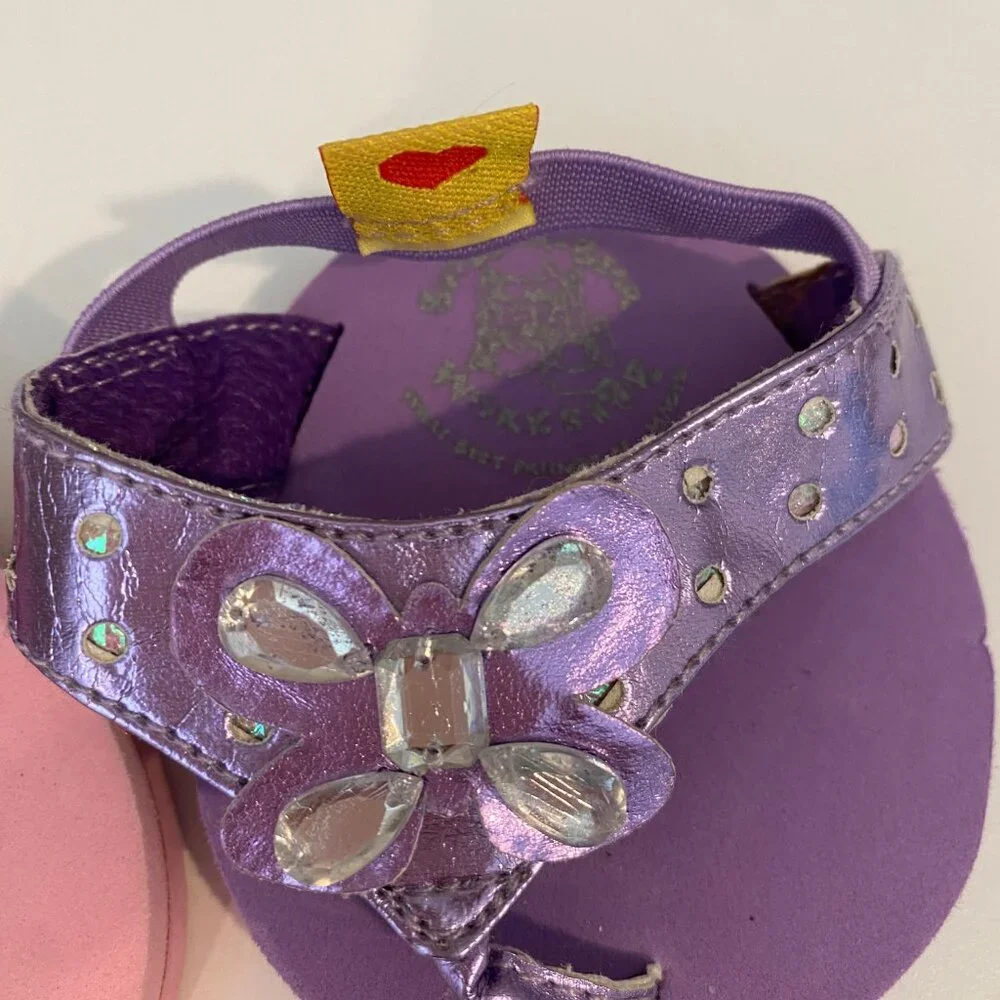 Build-A-Bear give your